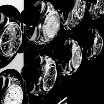 Bild: Stockinger präsentiert sich auf der MunichTime im Bayerischen Hof in München