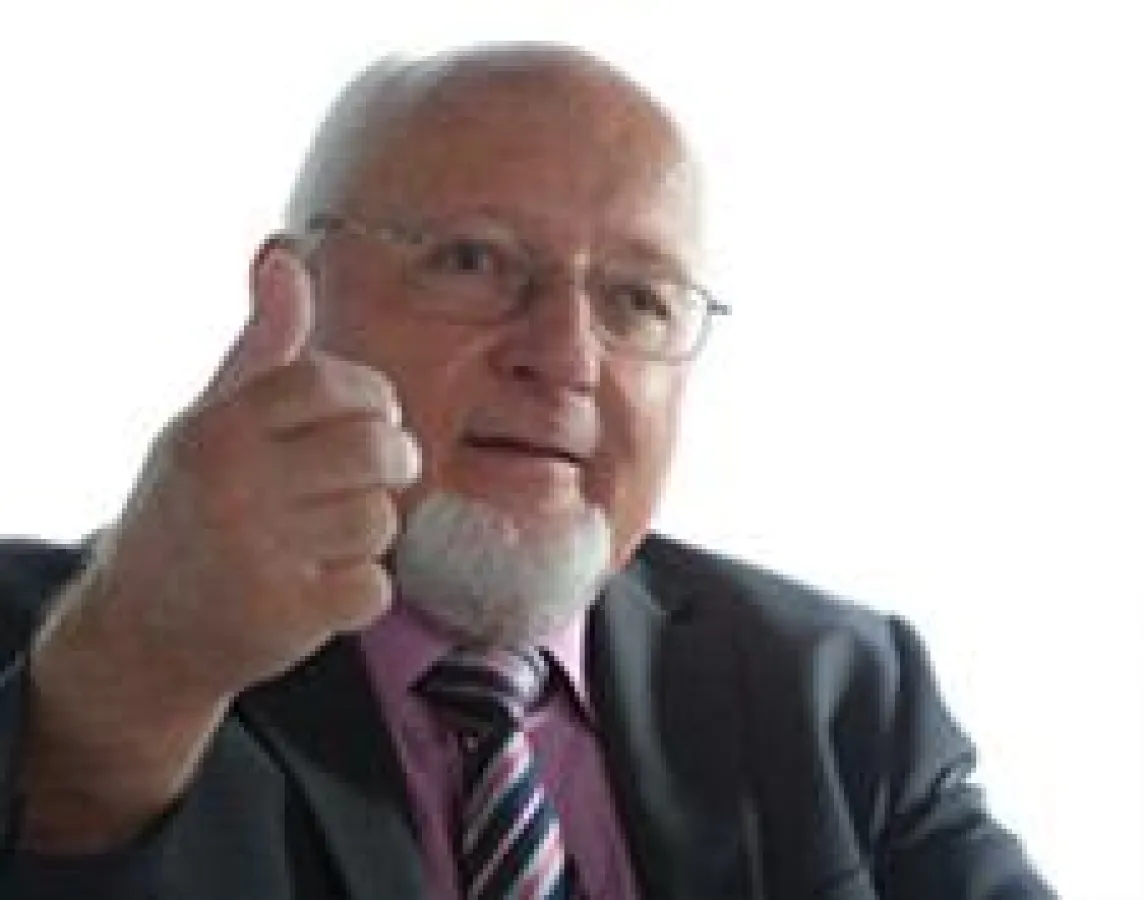 (Walter Kaltenbach, Spezialist für den technischen Vertrieb)