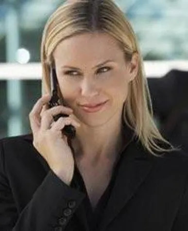 Bild: Mit dem Handy weltweit kostenfrei telefonieren