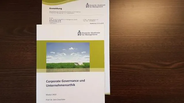Bild: Teilstipendium Corporate Governance und Compliance