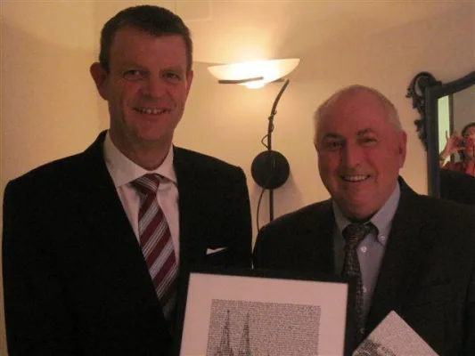 Wirtschaftsclub Köln beschließt Kooperation mit dem Arbeitskreis Wirtschaft e.V. (AKW) in Saarbrücken Bild: Wirtschaftsclub Köln beschließt Kooperation mit dem Arbeitskreis Wirtschaft e.V. (AKW) in Saarbrücken