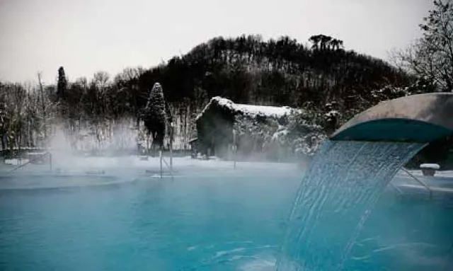 Bild: Die Euganeischen Hügel – uralte Heilquellen geben sich ein neues Gewand in den Terme Preistoriche