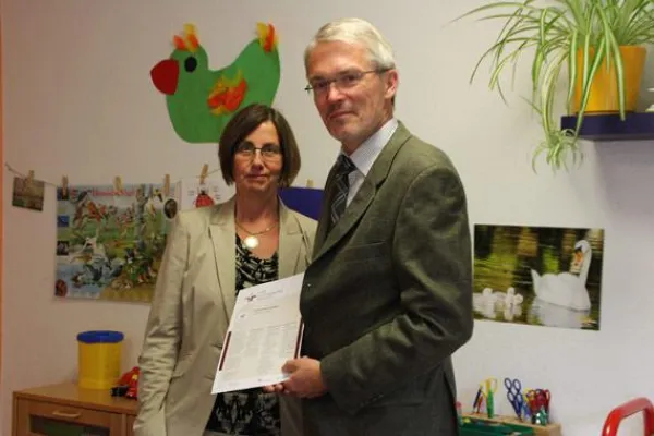 Bild: Familien-Freundlich: Hochschule für familienbewusste Personalpolitik ausgezeichnet