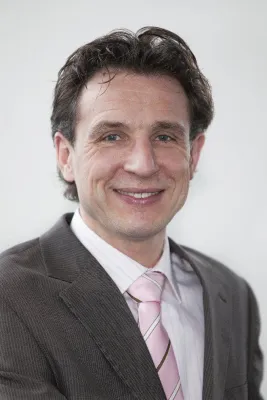 Bild: Neues Team für Aia Deutschland