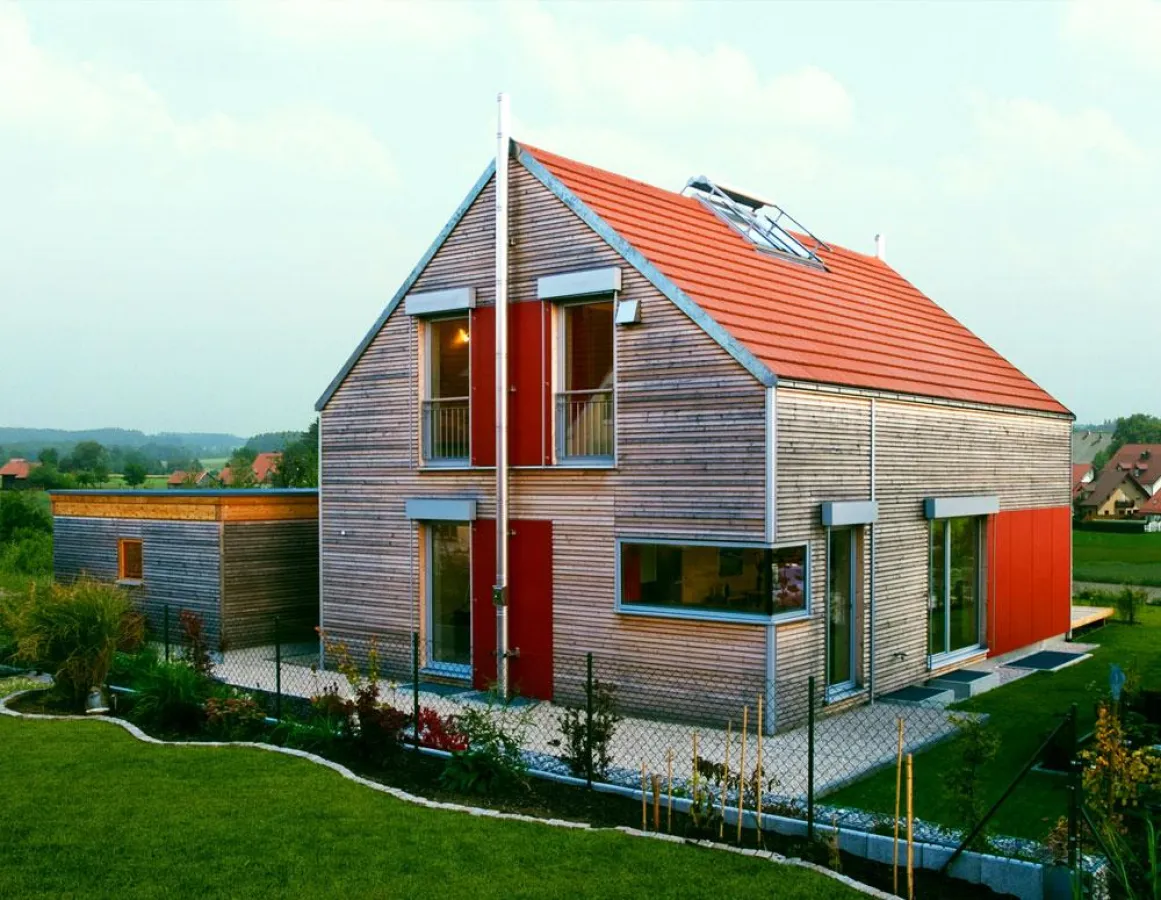 Mit dem richtigen Bausparvertrag klappt’s auch mit dem Traumhaus. Foto: www.baufritz.de