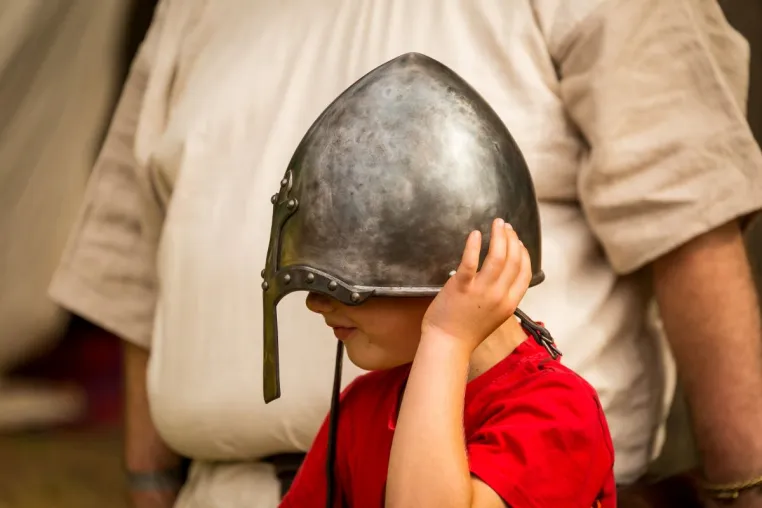 Bild: Kinderritterfest auf Burg Satzvey
