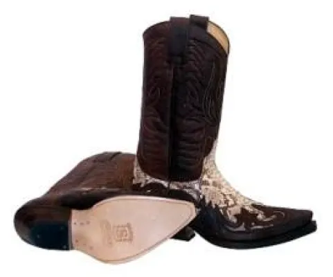 Bild: Weihnachtsgeschenke nach Western-Art - Spezialanfertigungen von Boots, Gürteln und Schnallen