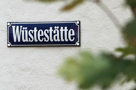 New Yorkerinnen starten Europareise im Hochzeitshaus Bremen Bild: New Yorkerinnen starten Europareise im Hochzeitshaus Bremen