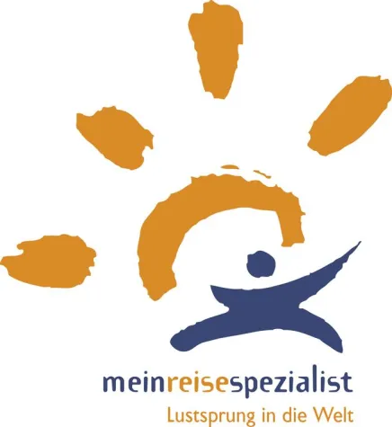 Bild: Kreuzfahrt Kundenabend in Bad Pyrmonter Reisebüro für den guten Zweck