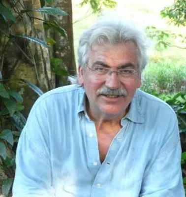 Bild: Vom toten Wald zum Tropenwald - BaumInvest zum Tag der Tropenwälder