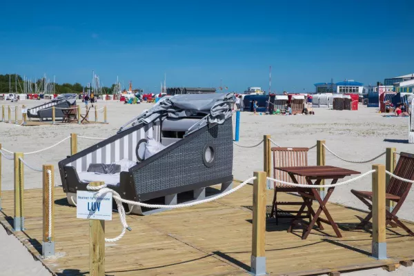 Bild: Strandschlafen in Bensersiel