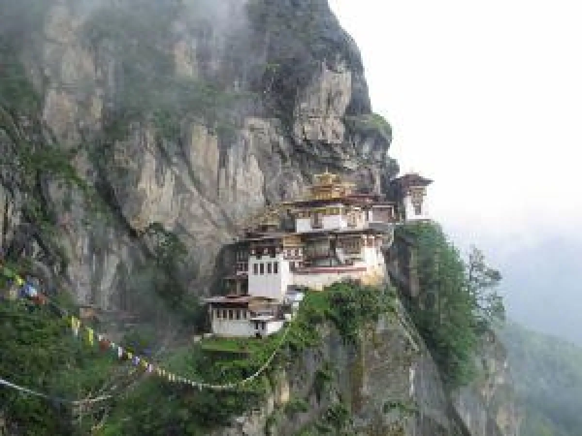 BU: Taktsang Monastery, Foto: Wikinger Reisen. Abdruck honorarfrei, bitte nur mit Quellenangabe. Foto senden wir gern in hoher Auflösung zu. Bitte per Mail bei der Pressestelle anfordern.