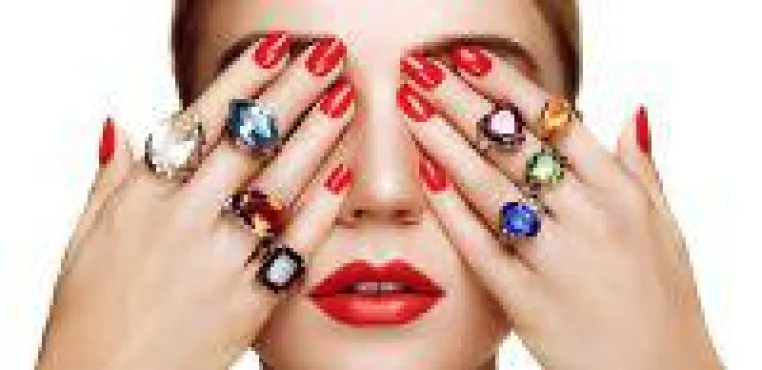 Schmuck Shop Neueröffnung Bild: Schmuck Shop Neueröffnung