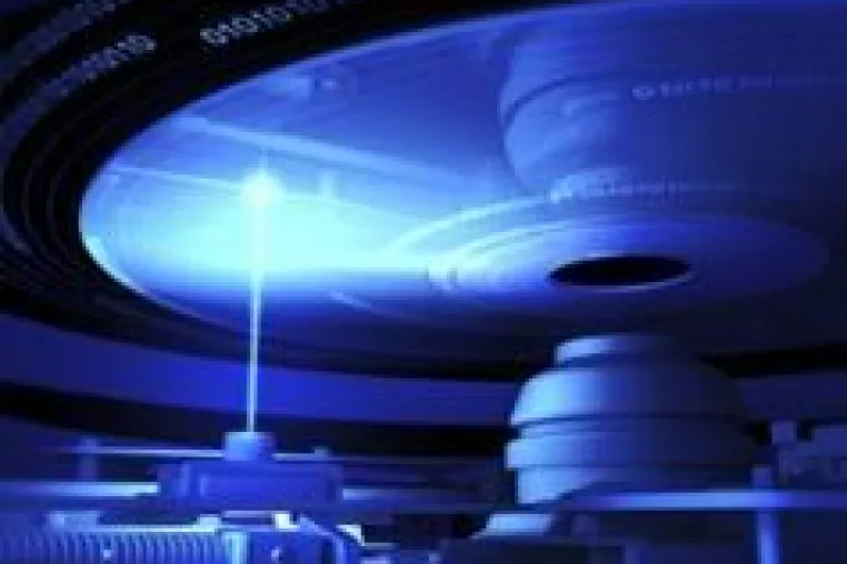 Alliance Storage Technologies & INCOM Storage sichern die Zukunft der Plasmon UDO-Technologie Bild: Alliance Storage Technologies & INCOM Storage sichern die Zukunft der Plasmon UDO-Technologie