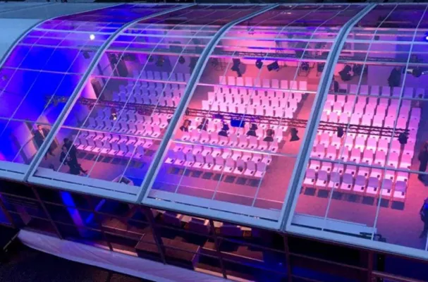 Bild: Transparente Eventlocation in Bochum