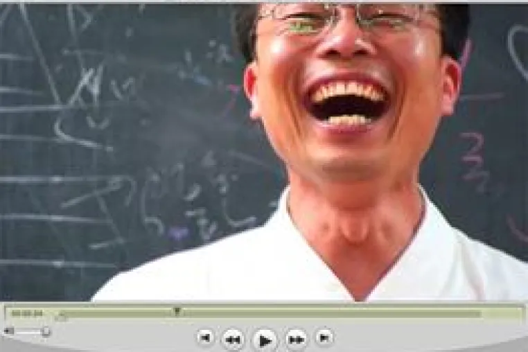 CO2-Ausgleich trifft auf Kunst: Videos von Piero Steinle zum Downloaden bei Certified Coolness Bild: CO2-Ausgleich trifft auf Kunst: Videos von Piero Steinle zum Downloaden bei Certified Coolness