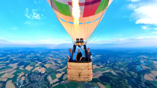 Bild: Aeroballonsport Ballonfahrten – Unvergessliche Erlebnisse am Himmel, exzellente Ausbildung am Boden