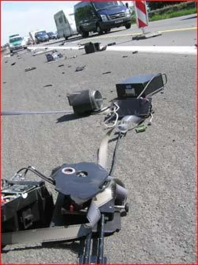 Das bittere Ende einer Radarfalle ! Foto: Polizei