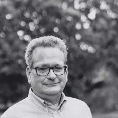 Bild: Schweigen im Vorstand: Unsichtbare Eskalation und wie Mediation neue Wege der Konfliktlösung eröffnet