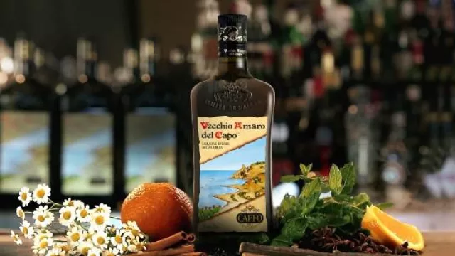 Die Mezzodi und Solara Liköre von Caffo bieten tolle Möglichkeiten für außergewöhnlich kalabrische Aperitifs! Bild: Die Mezzodi und Solara Liköre von Caffo bieten tolle Möglichkeiten für außergewöhnlich kalabrische Aperitifs!