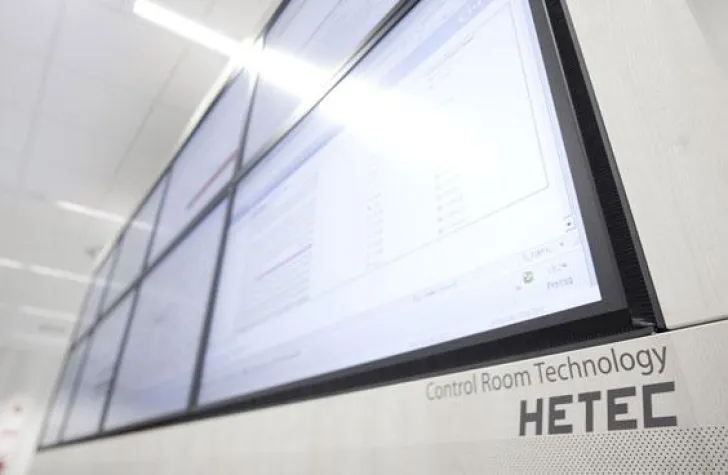 Bild: Videowand & Videowand-Controller von HETEC live auf CeBIT 2011