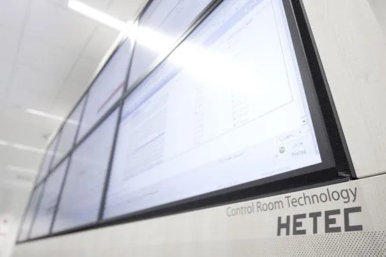 Bild: Videowand & Videowand-Controller von HETEC live auf CeBIT 2011