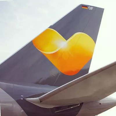 Bild: CondorTV: Condor Boeing 757 Sunny Heart livery