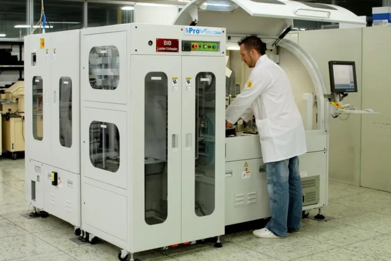 Bild: RoodMicrotec - unabhängiges Testlabor investiert in neue Prozesstechnologie