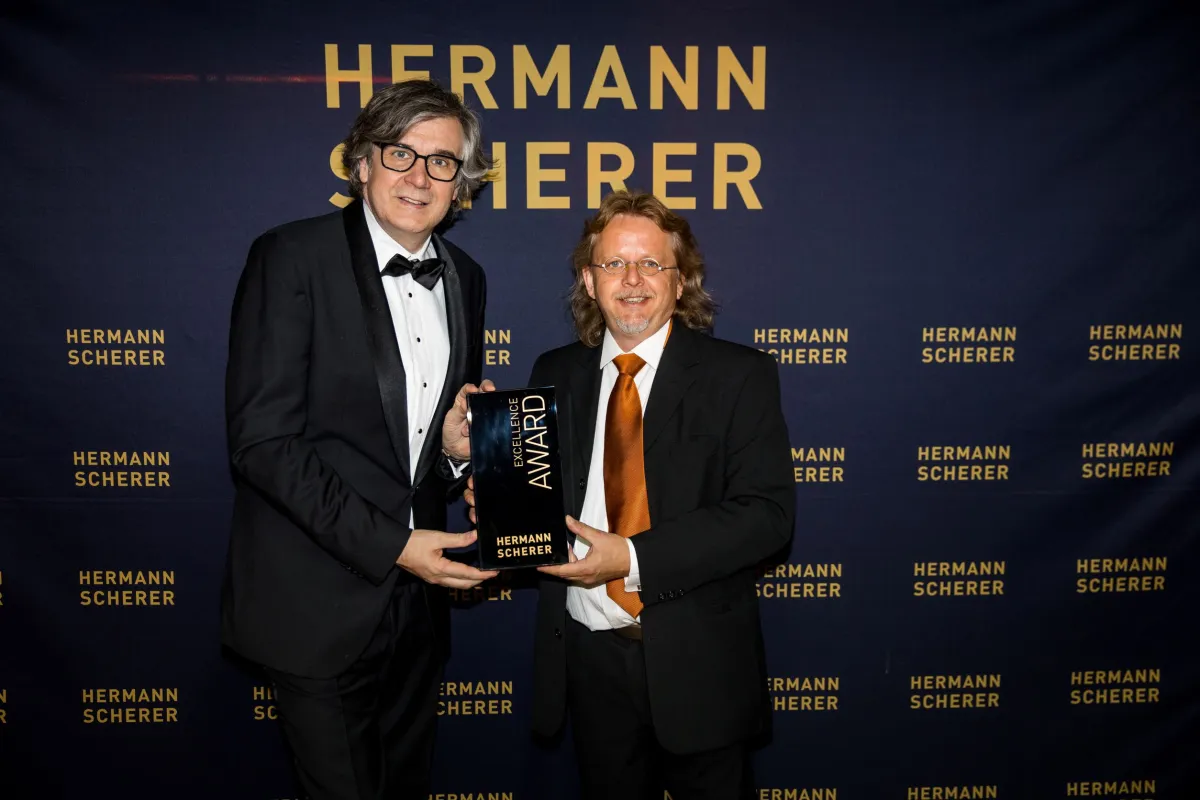 Hermann Scherer und Christian Dümmler bei der Preisverleihung (© Dominik Pfau)
