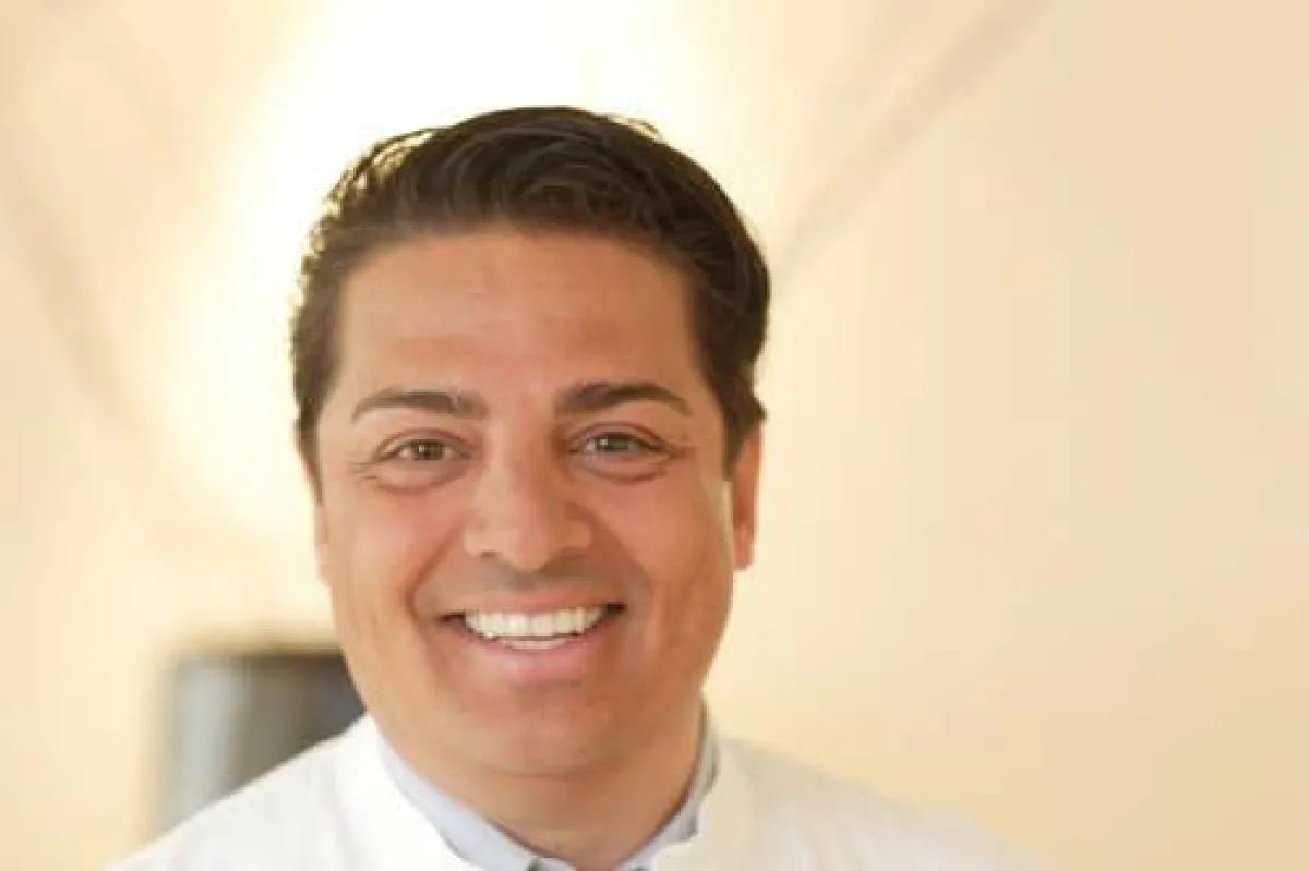 Zahnarzt Dr. Stefan Schmid