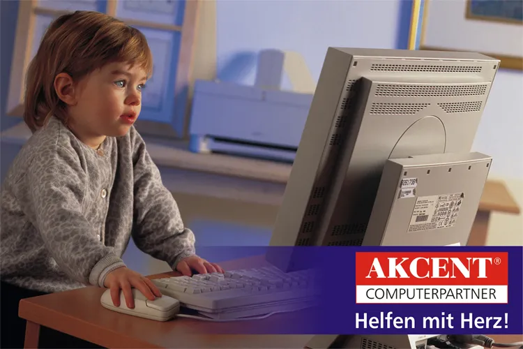 Bild: AKCENT Computerpartner verzichteten auf Bonus und spendeten für karitative Zwecke