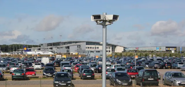 Bild: Vier Superkameras überwachen 7.000 Kameras am Flughafen Billund