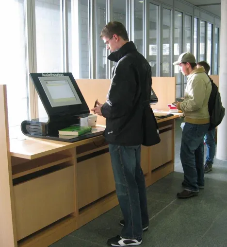 Bild: Deutschlands erste 24-Stunden-RFID-Bibliothek der Universität Karlsruhe