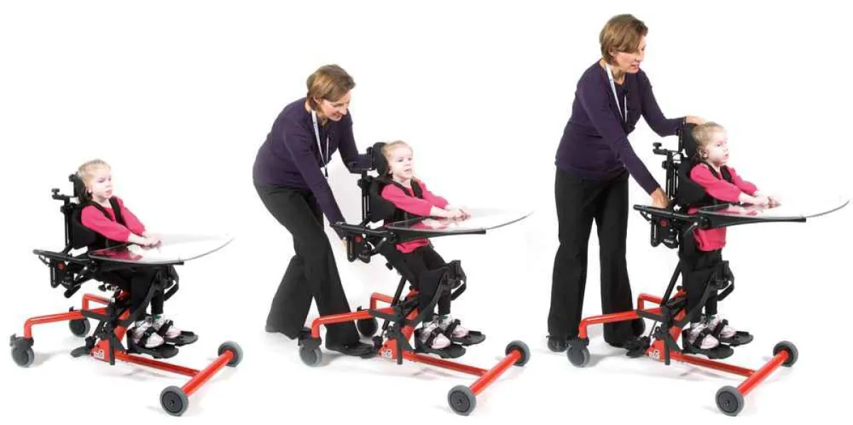 Durch die individuelle und perfekte Anpassung fördert der EasyStand Bantam die kindliche Entwicklung