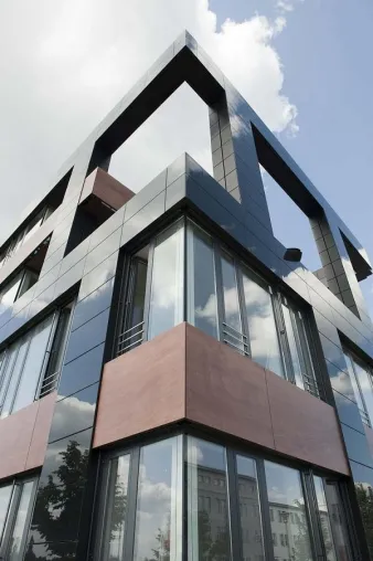 Soltecture kooperiert mit altPower, dem führenden US-Installateur für gebäudeintegrierte Photovoltaik Bild: Soltecture kooperiert mit altPower, dem führenden US-Installateur für gebäudeintegrierte Photovoltaik