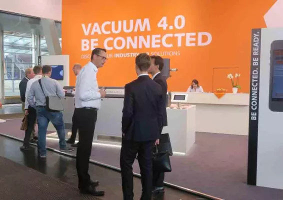 Bild: Busch präsentierte seine Lösungen für Industrie 4.0 auf der ComVac