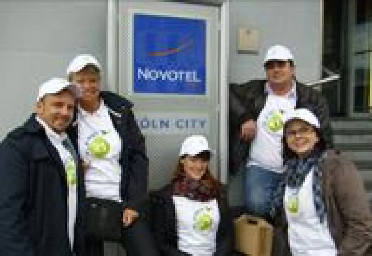 Das Team aus dem Novotel Köln City räumte die Poller Wiesen auf