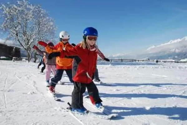 Bild: Osterurlaub und Skifahren - Im verschneiten Karwendel in Tirol