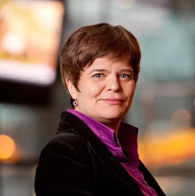 Bild: Pink University ausgezeichnet mit dem trainerlink-Pokal 2013