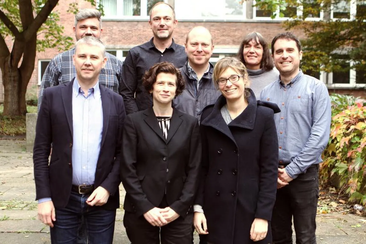 C. Bech (Aarhus), M. Blömer (Aarhus), J. Leahy (Birmingham), Y. Mahé (Paris), S. Feuser (Kiel, hinten l. nach r.) A. Duplouy (Paris), M. Zarmakoupi (Birmingham) A. Gallo (Paris, vorn l. nach r.) (Foto