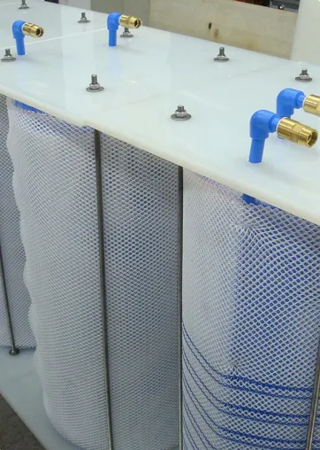 Bild: Kompakter Kapillarrohr-Wärmetauscher für Eisspeicher und Pufferspeicher-Systeme