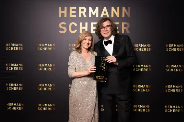 Bild: EMPOWERING FÜR FRAUEN / EXCELLENCE AWARD FÜR SILKE KOPPISCH - 120 SEKUNDEN BRILLIEREN