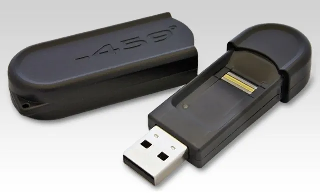 Bild: ReplicaUSB-Lösung sorgt mit Caché-Datenbank auf USB-Sticks für sichere Mobilität ohne Laptop