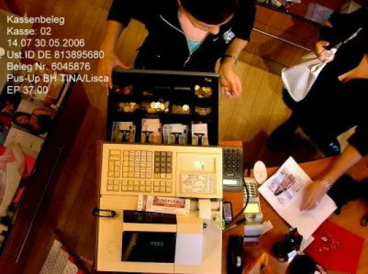 Bild: Schwäbische Tüftler erfinden elektronischen Detektiv