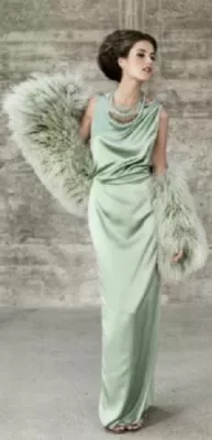 Bild: elegant. stillvoll. glamourös - Festtagskleider von Natascha Muellerschoen