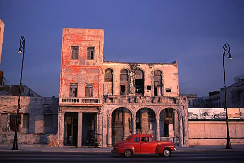 CUBA - Zwischen Revolution und Freiheit - präsentiert von Martin Engelmann Bild: CUBA - Zwischen Revolution und Freiheit - präsentiert von Martin Engelmann