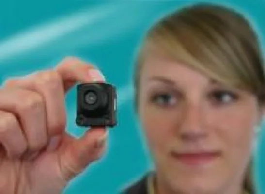 Bild: Universelle Minikamera mit 8 MPixel Auflösung und Digitalzoom