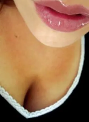 SPIELZEITERÖFFNUNG - Futur3 im Bestattungshaus Christoph Kuckelkorn Bild: SPIELZEITERÖFFNUNG - Futur3 im Bestattungshaus Christoph Kuckelkorn