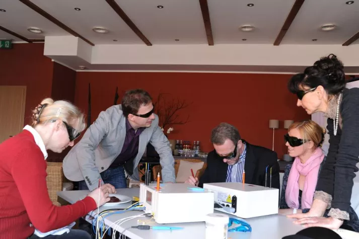 Bild: Praxisorientierter Laser-Workshop bei Nordwest Dental