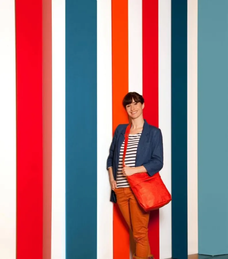 Tägliche Begleiter in leuchtenden Farben - Taschen von ZWEI